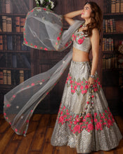 Load image into Gallery viewer, The Paeonia Lehenga