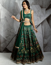 Load image into Gallery viewer, The Emerald Paradise