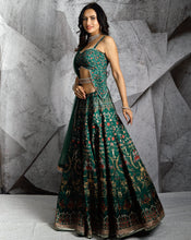 Load image into Gallery viewer, The Emerald Paradise