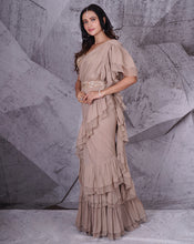 Load image into Gallery viewer, The Spree Tassel Sari
