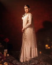 Load image into Gallery viewer, Chevron Ivory Kali saree
