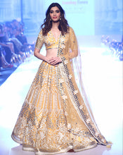 Load image into Gallery viewer, Genda Lehenga - Archana Kochhar India
