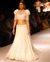 Load image into Gallery viewer, The Rubesco Lehenga - Archana Kochhar India
